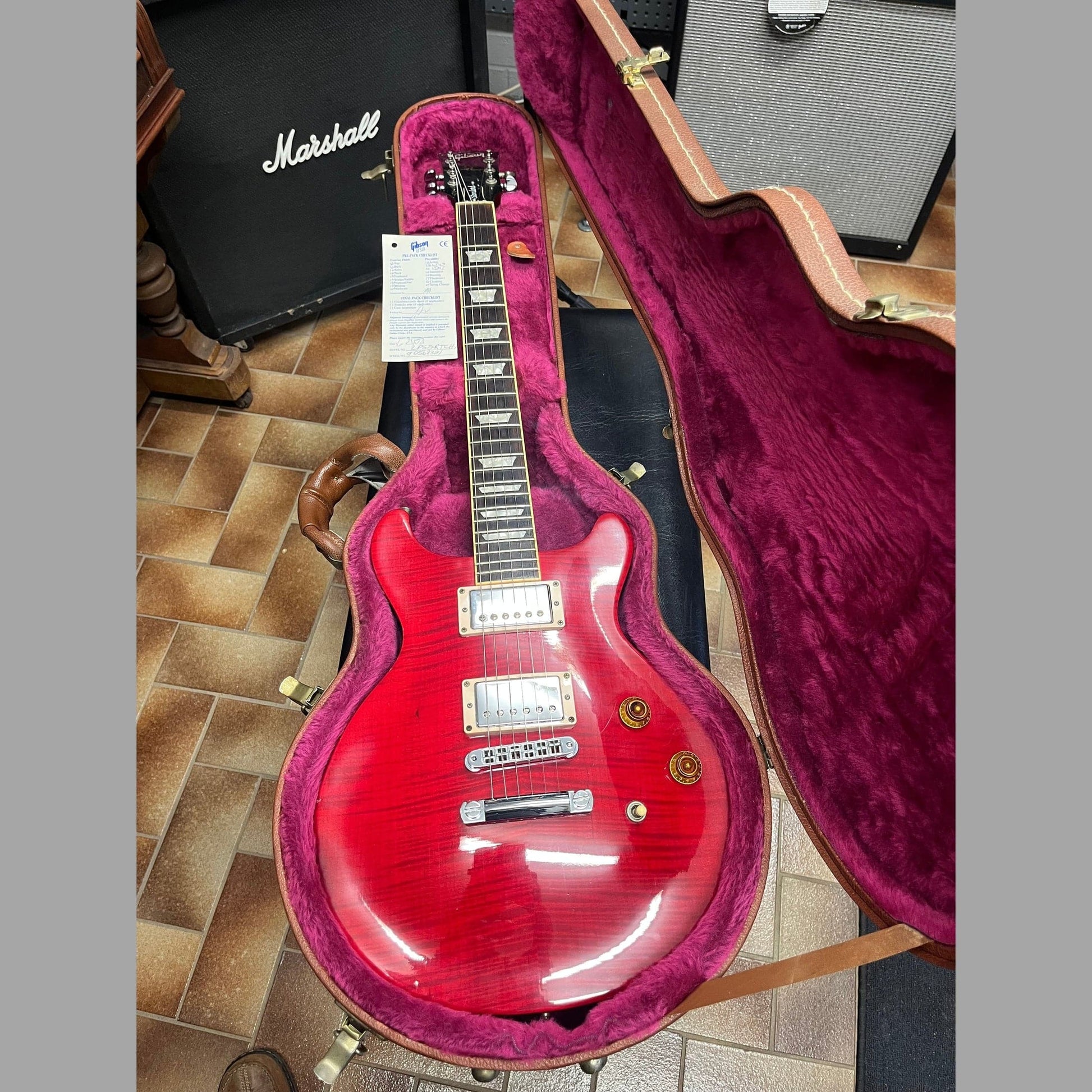 1998 Gibson Les Paul Standard, double cutaway Red Hot Tamale