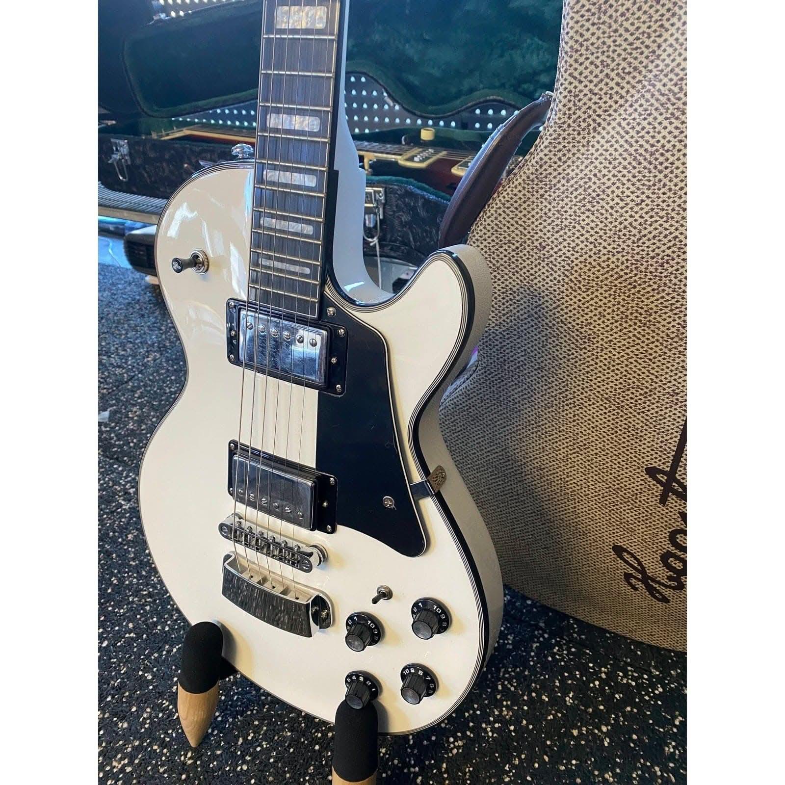 Hagstrom Super Swede Guitar in White Gloss - GIG Guitars