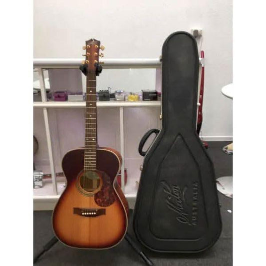 Maton EBG808 ARTIST Sunburst - 2011 Maton Acoustic Guitars