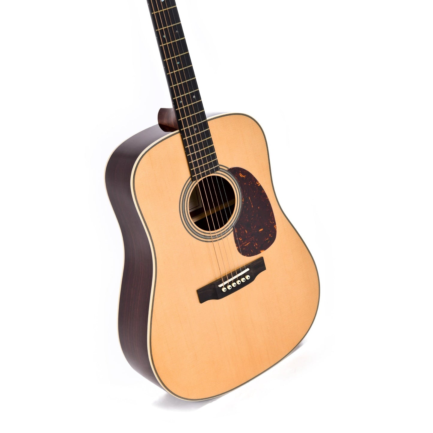 Sigma SDR-28 – Classic Dreadnought Acoustic Guitar