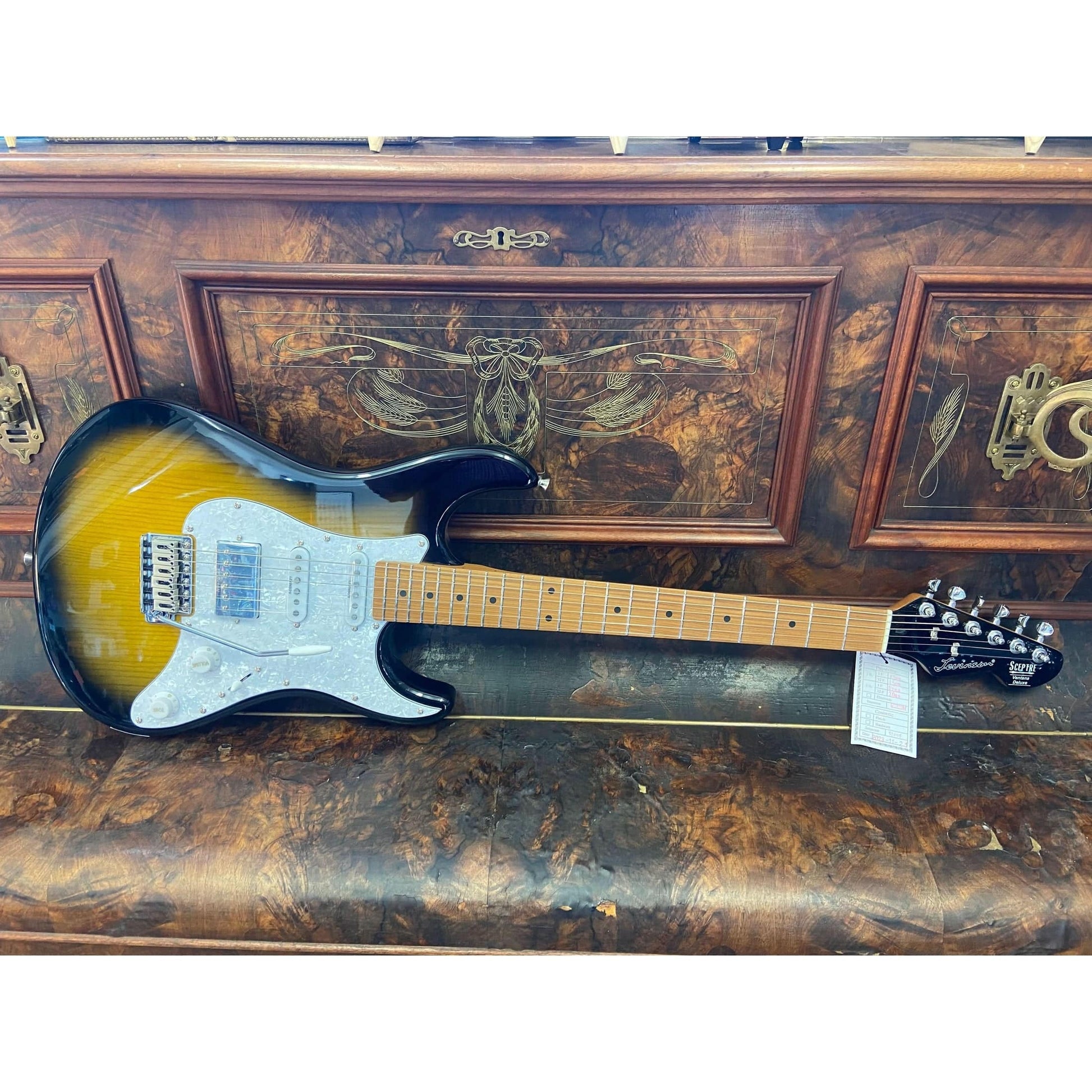 Sceptre Ventana Deluxe Double Cutaway HSS See Thru 2 Tone Sunburst Sceptre Electric Guitars