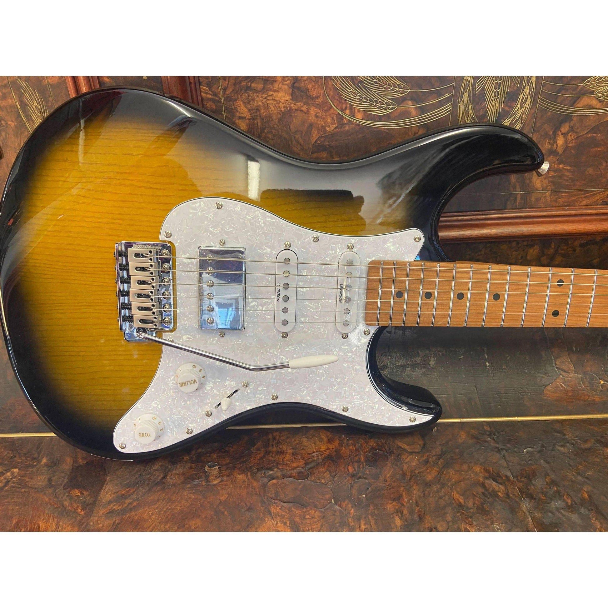 Sceptre Ventana Deluxe Double Cutaway HSS See Thru 2 Tone Sunburst Sceptre Electric Guitars