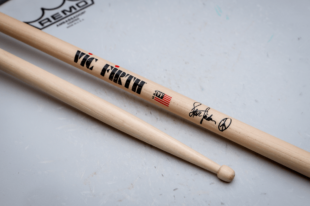 Drum Sticks Vic Firth GIG Guitars